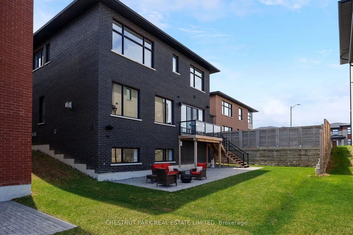 29 Limerick Street, ON L4E 3W9