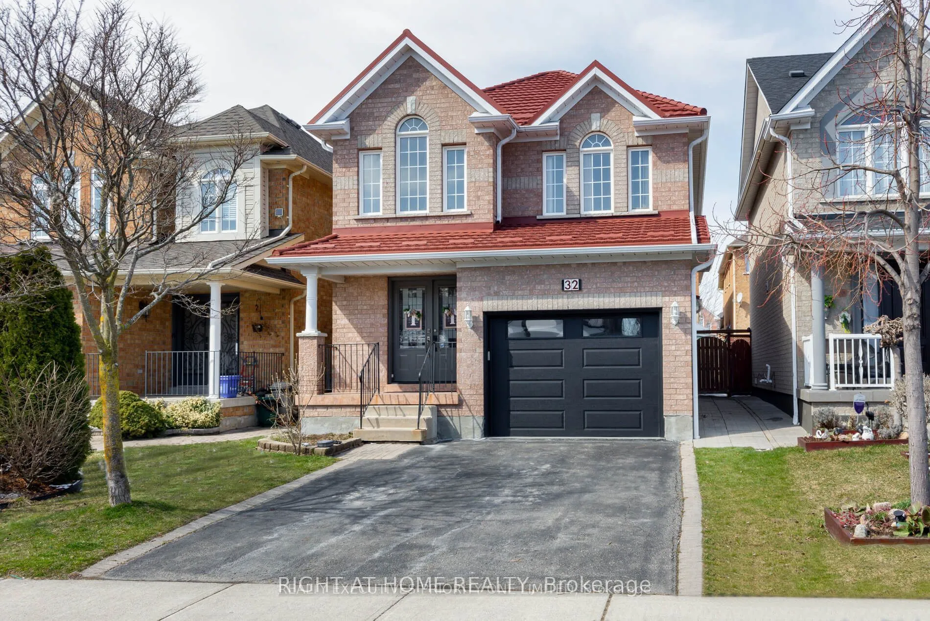 32 Eddington Place, ON L6A 3P6