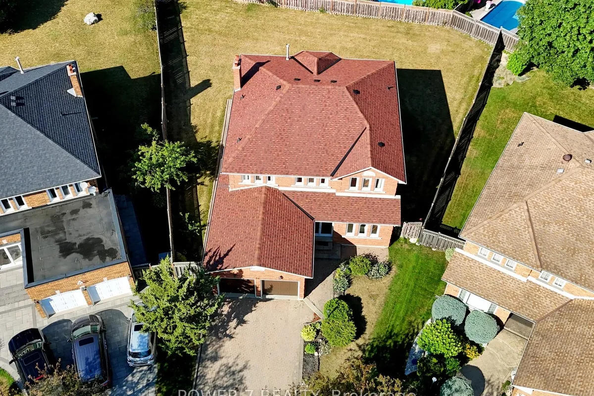 54 Hewlett Crescent, ON L3P 7J7