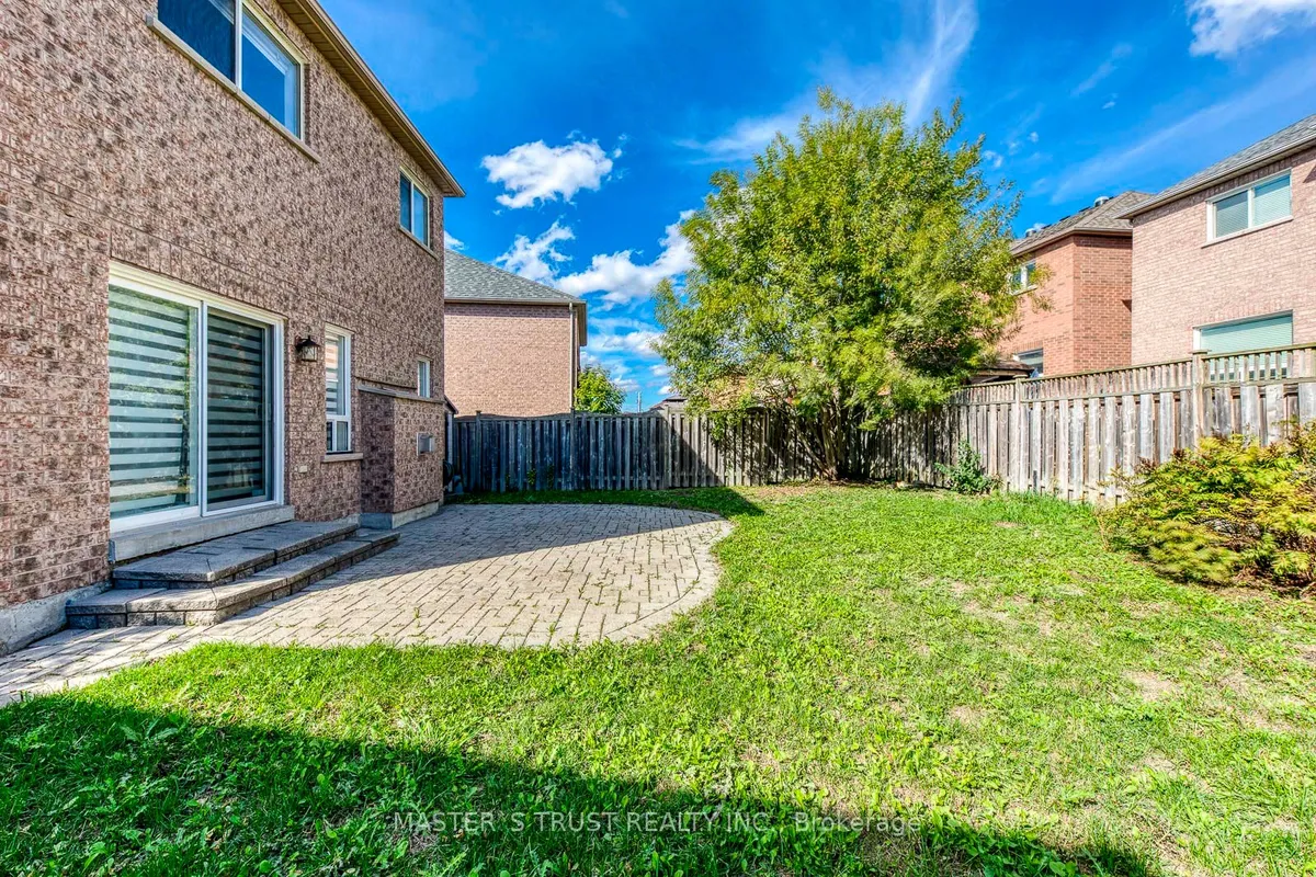 7 Osmond Appleton Road, ON L6E 1R7