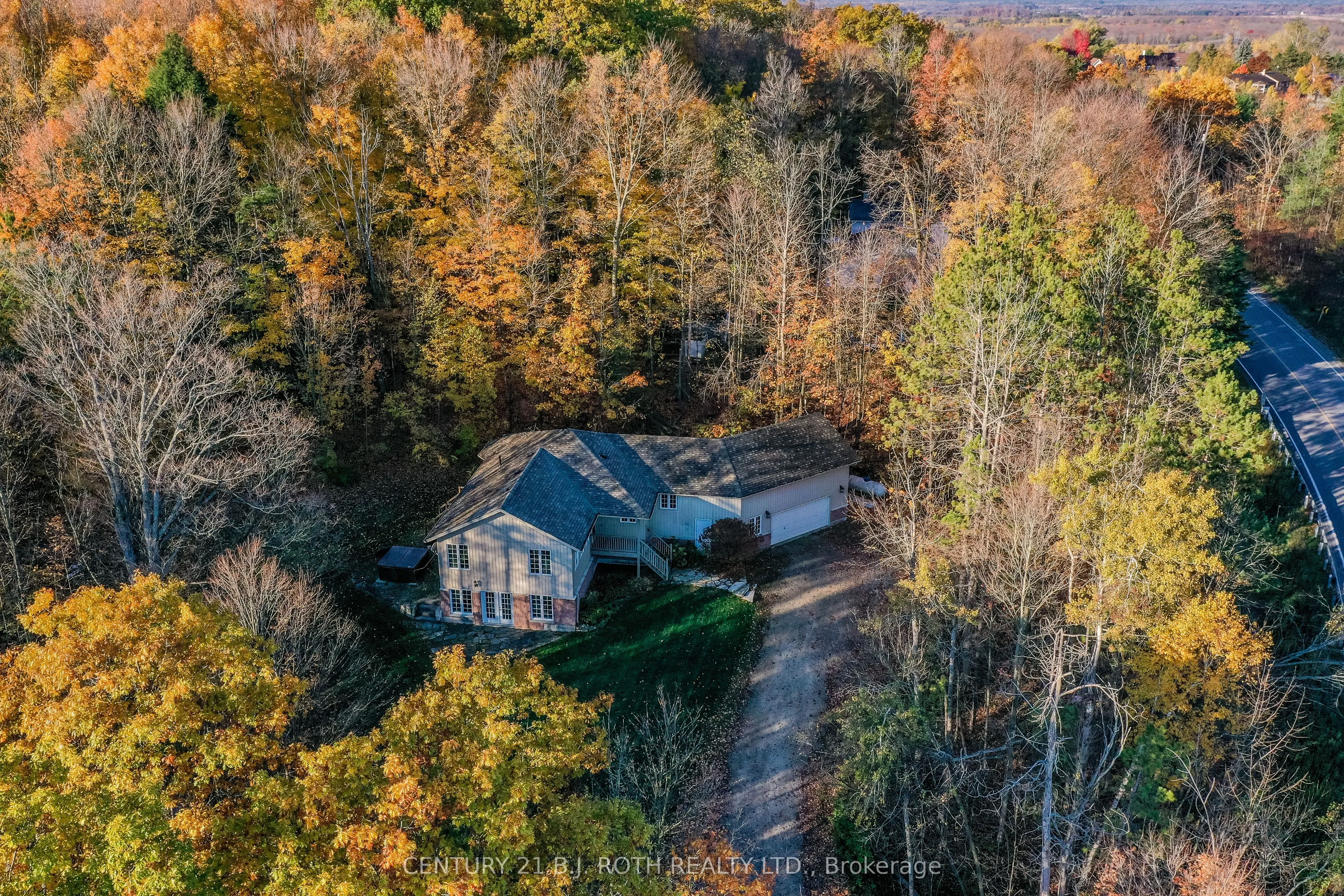 4927 25 Side Road, ON L4M 4S4