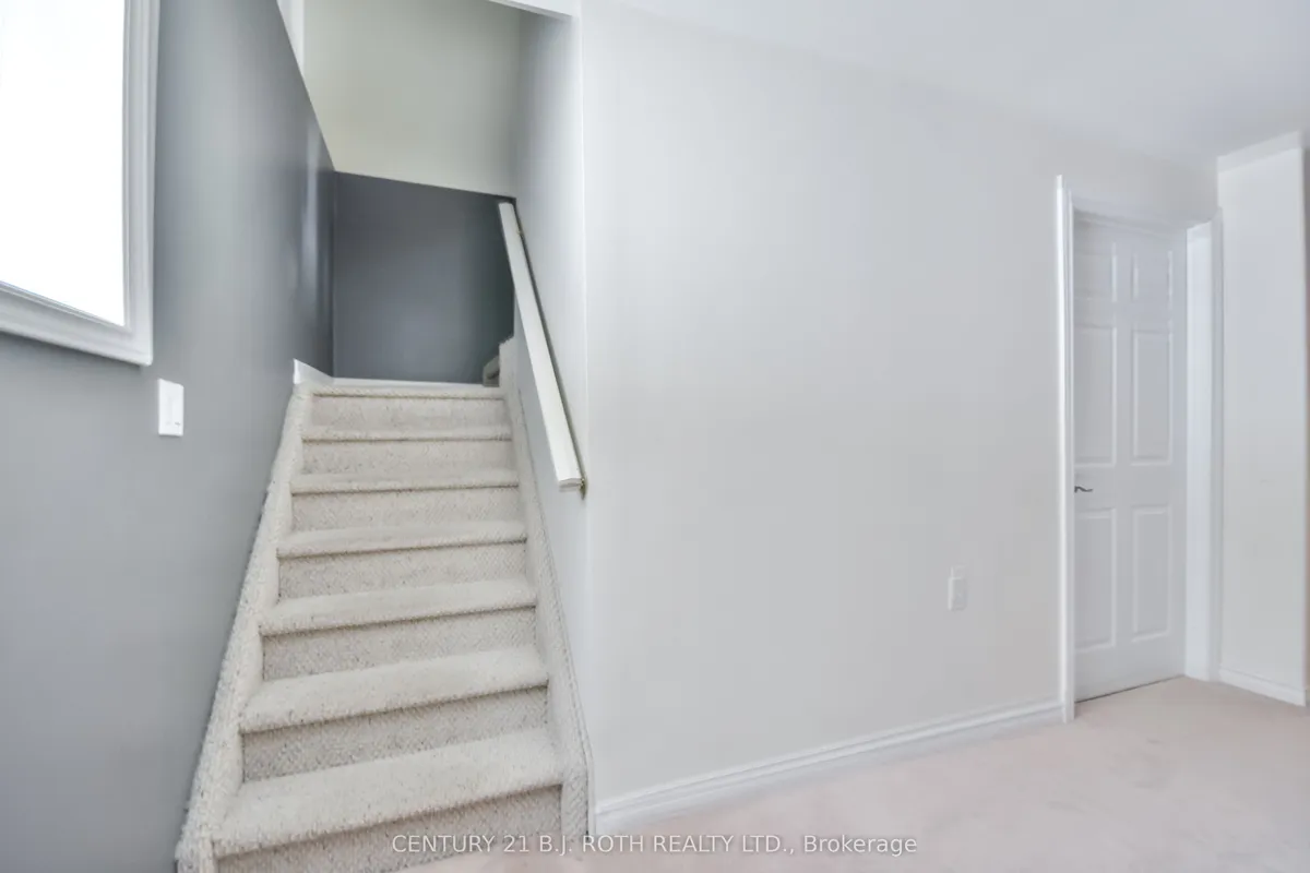 4927 25 Side Road, ON L4M 4S4