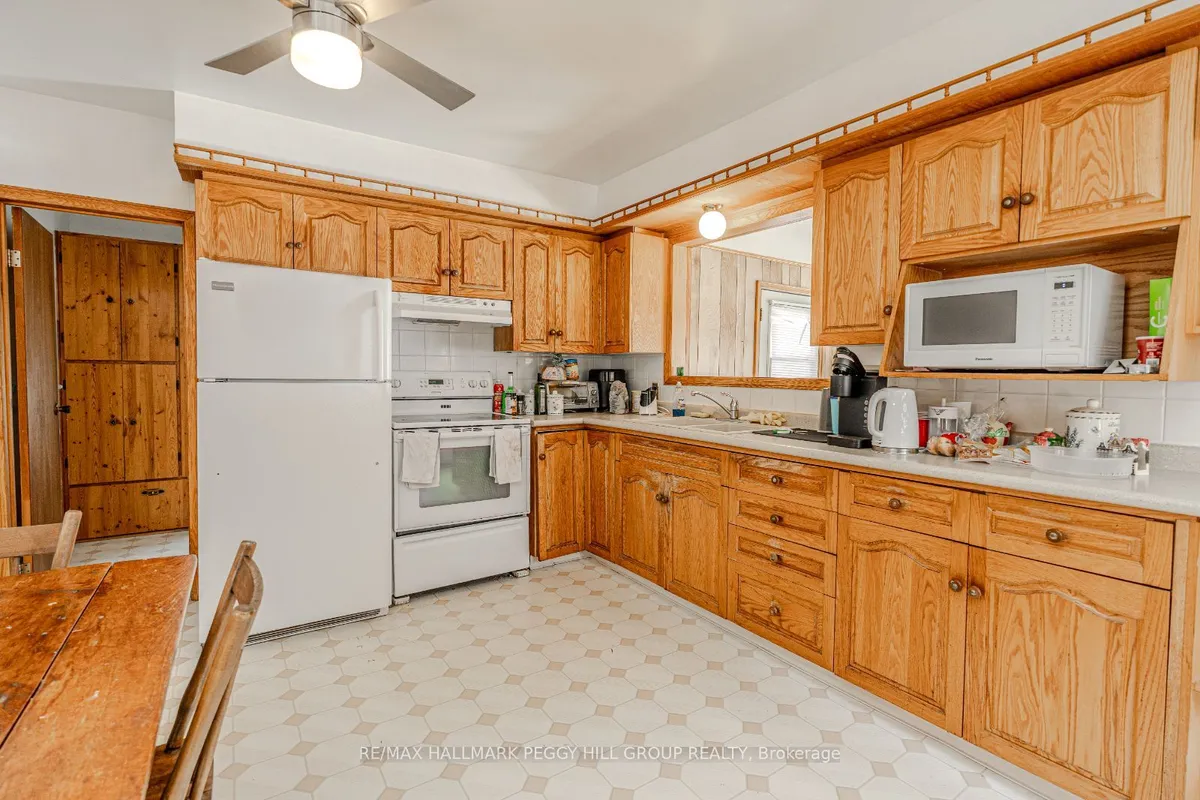 85 Tyler Street, ON L4G 2N4