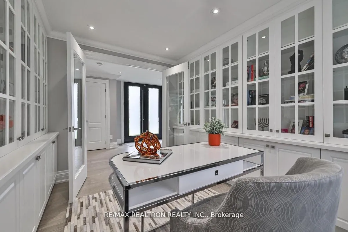 3 Rosea Court, ON L3T 2V3