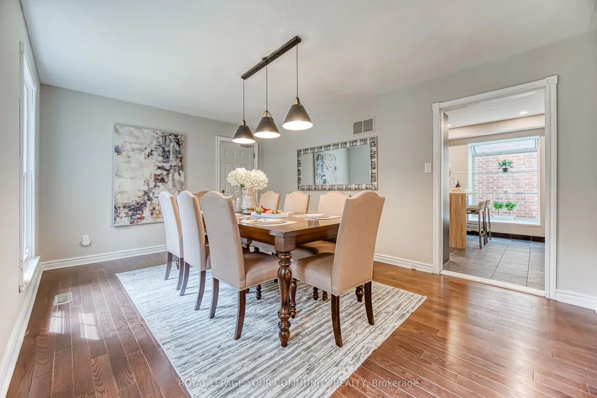 14 Julia Street, ON L3T 4R9