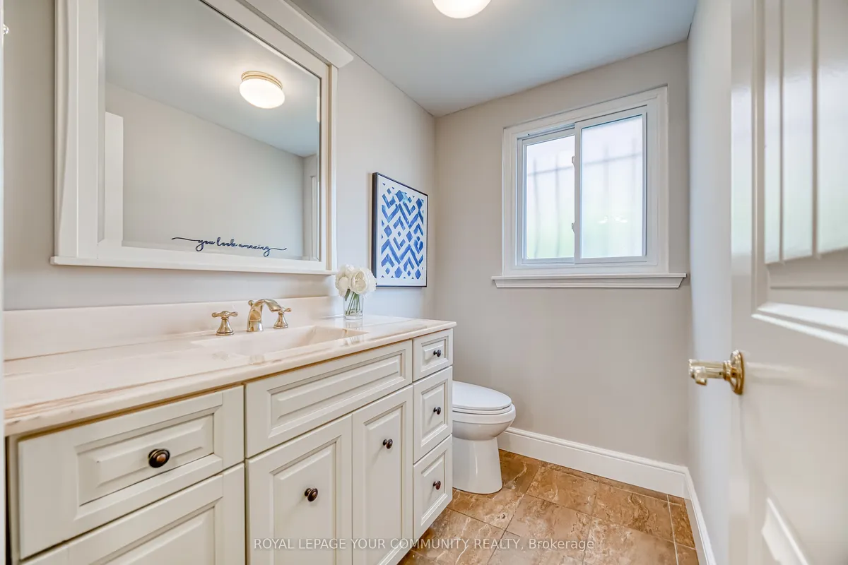 14 Julia Street, ON L3T 4R9