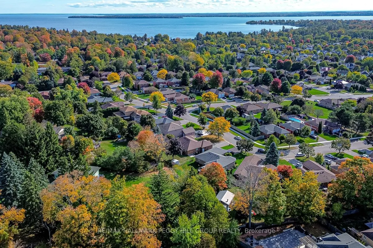 1992 Annecca Street, ON L9S 1W8