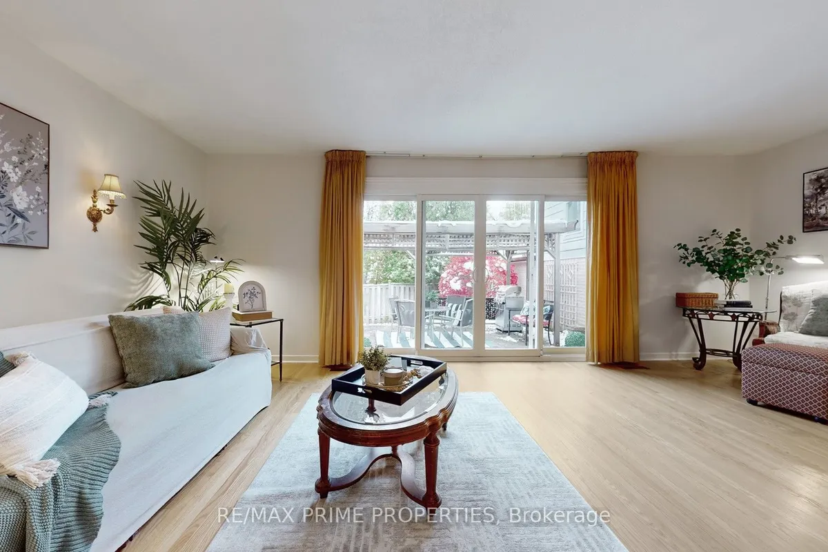 153 Krieghoff Avenue, ON L3R 1W2