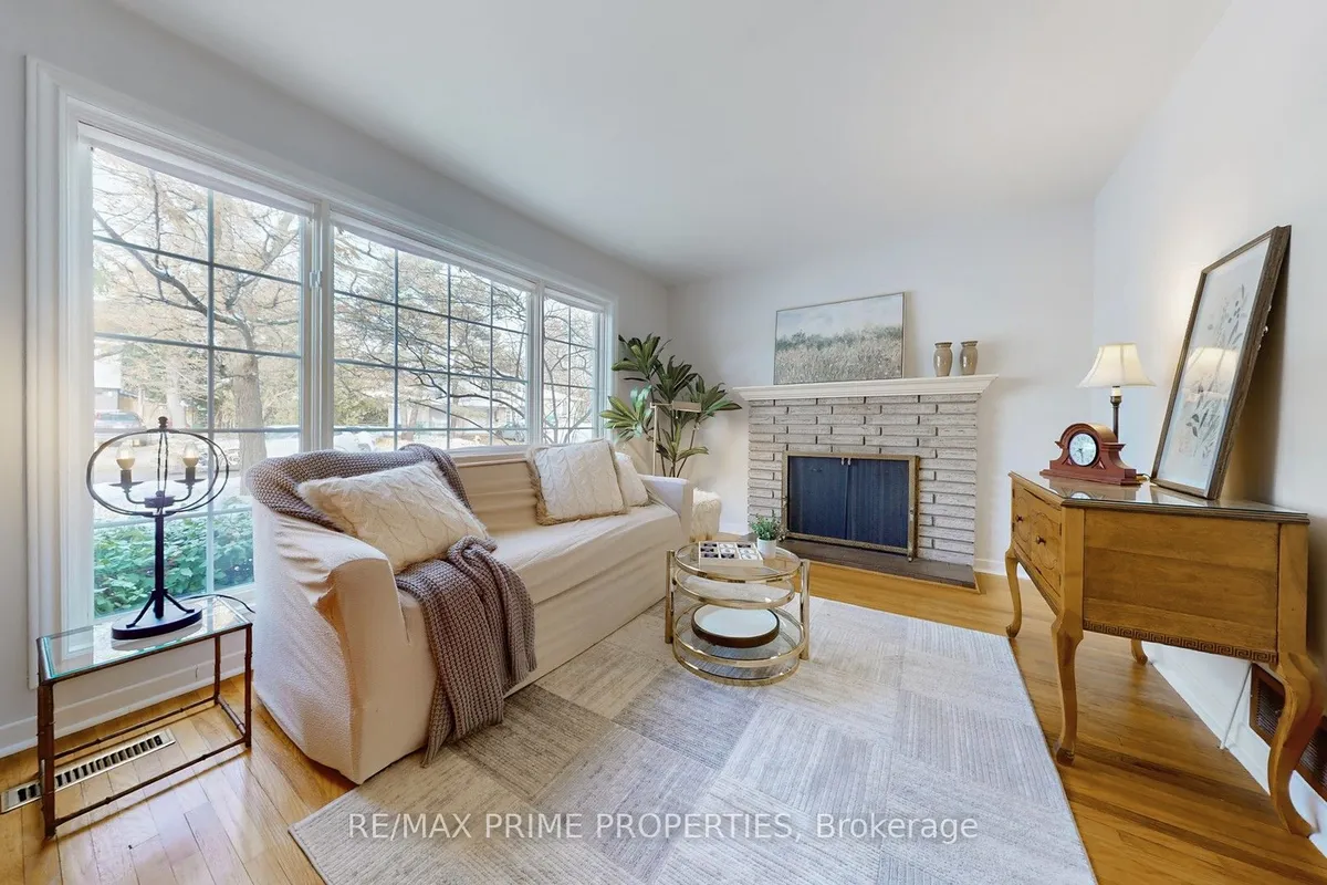 153 Krieghoff Avenue, ON L3R 1W2