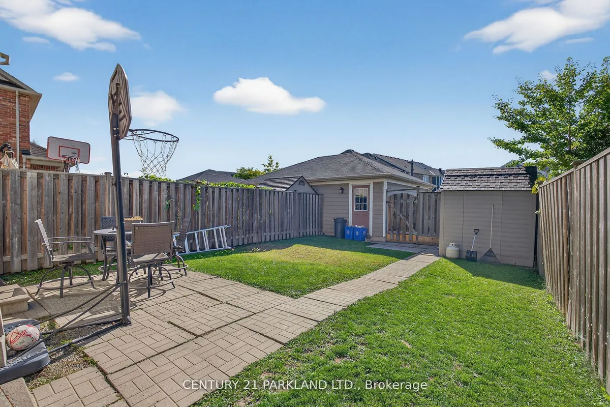 136 Gas Lamp Lane, ON L6B 1K9