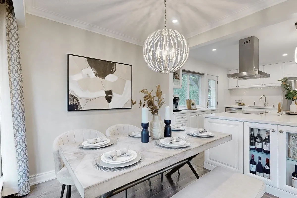 164 Kenvale Court, ON L4C 4S9