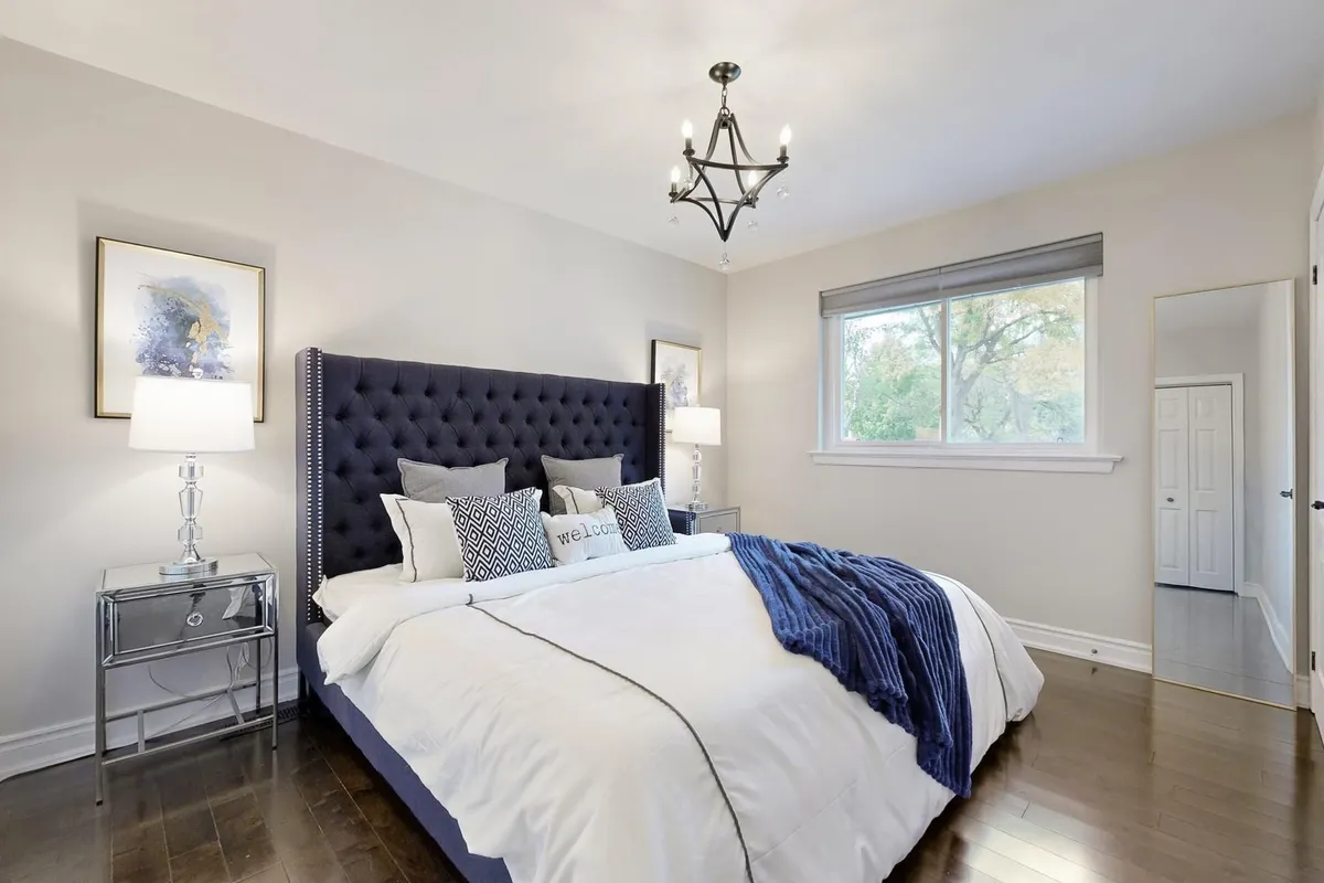 164 Kenvale Court, ON L4C 4S9