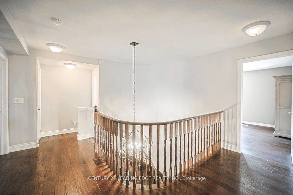 204 Ivy Jay Crescent, ON L4G 0E9