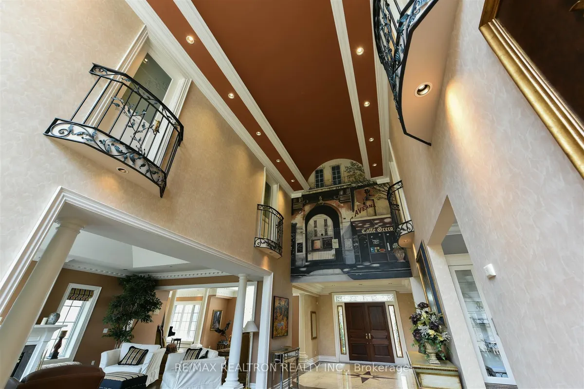 65 Offord Crescent, ON L4G 3G8