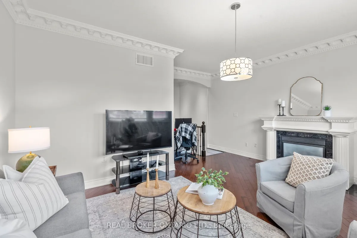 85 Laurier Avenue, ON L4E 4P7