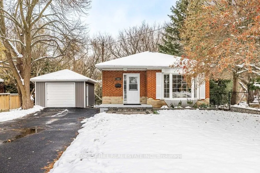 893 Srigley Street, ON L3Y 1Y2