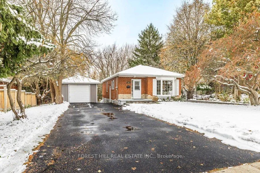 893 Srigley Street, ON L3Y 1Y2