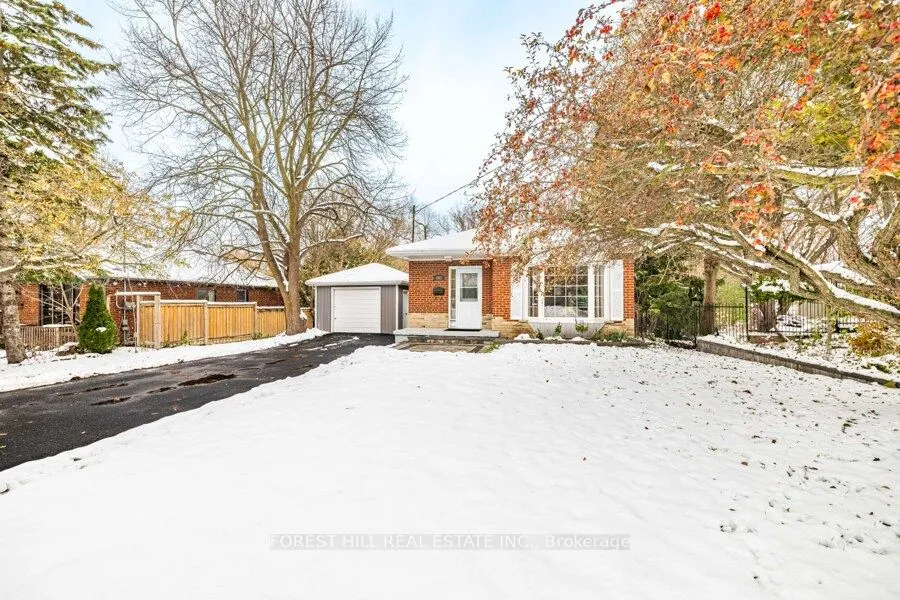 893 Srigley Street, ON L3Y 1Y2