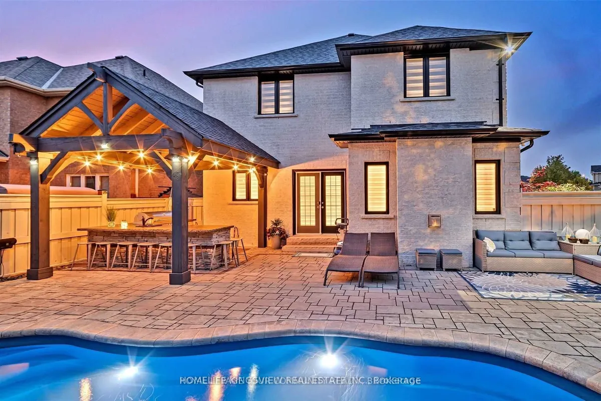 162 Corner Brook Crescent, ON L4H 0H4