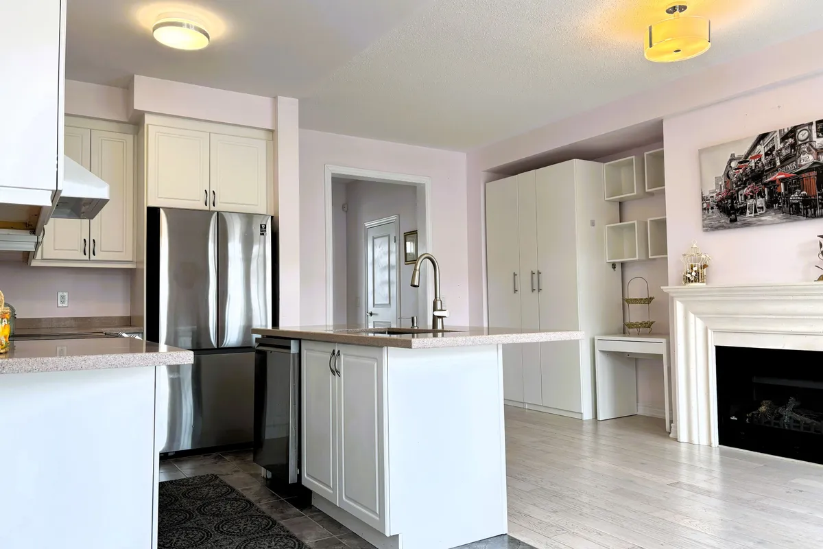 49 Memon Place, ON L6E 0S1