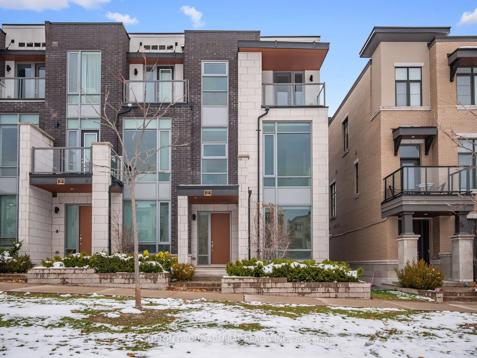 27 Adaskin Avenue, ON L6A 4Z8