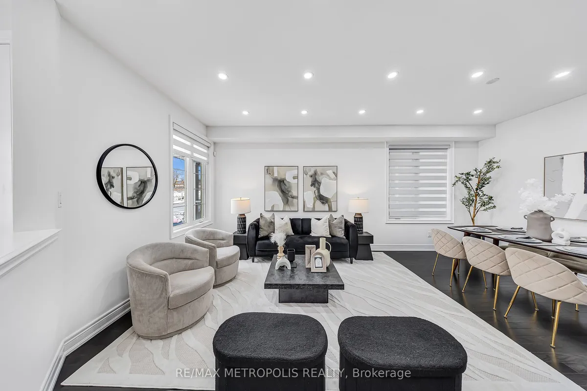 983 Langford Boulevard, ON L3Z 4K9