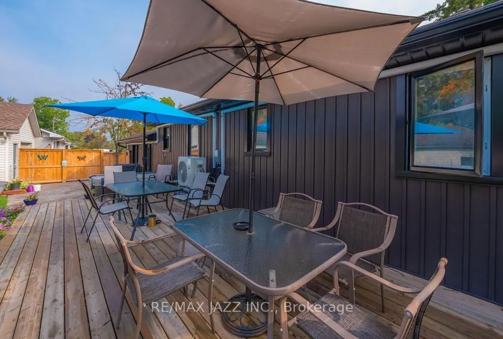 54 Virginia Boulevard, ON L0E 1N0