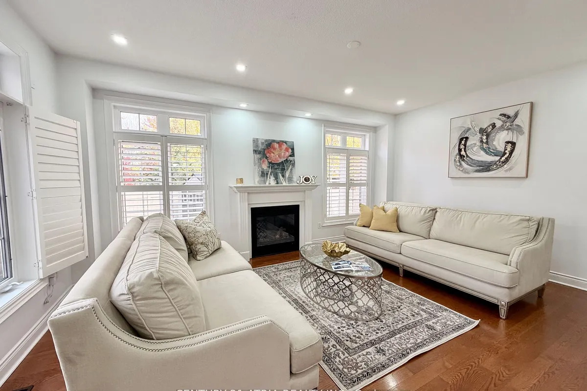 14 West Normandy Drive, ON L6B 0A8