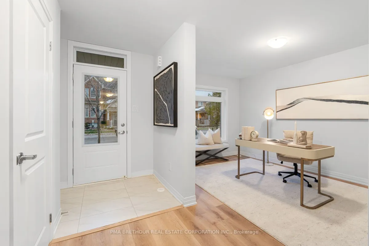 99 Rustle Woods Avenue, ON L6B 0V2