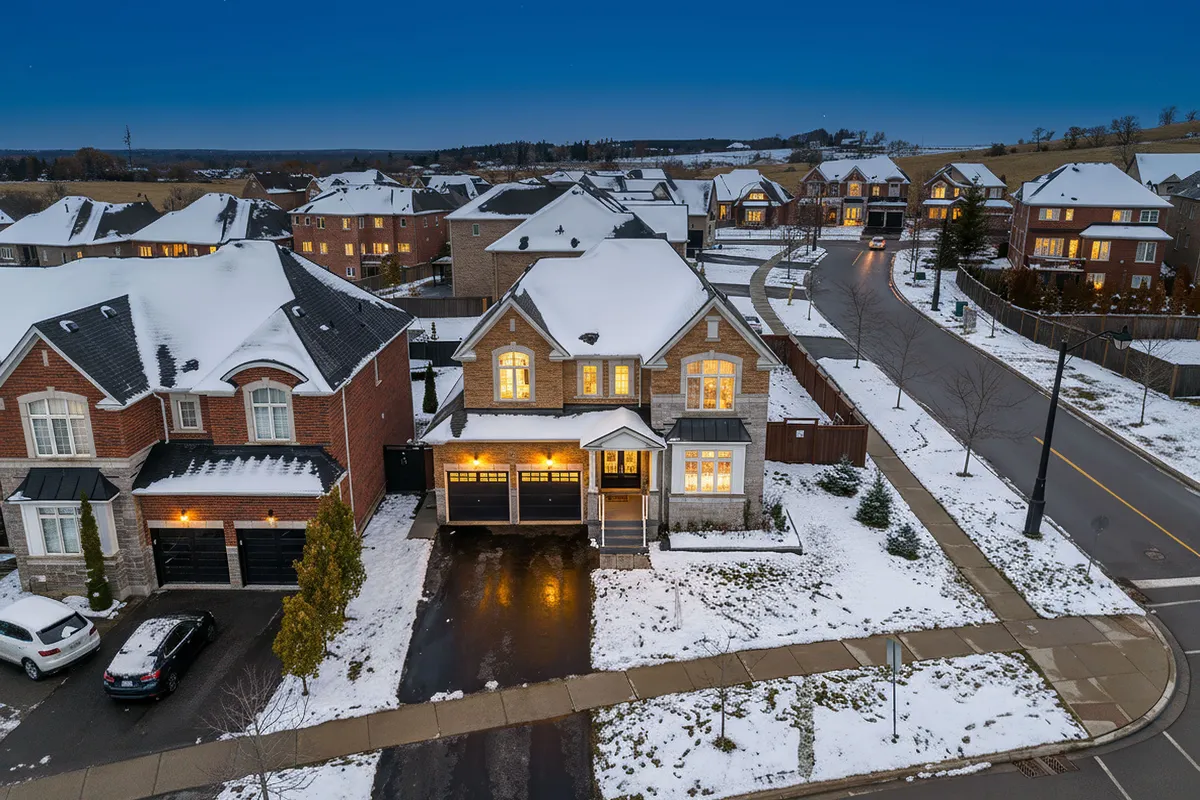 16 Vivian Creek Road, ON L0G 1M0