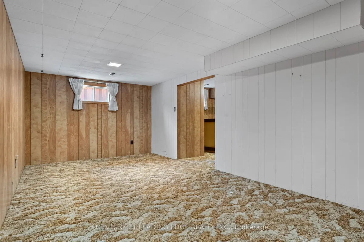 15 Radford Crescent, ON L3P 4A2