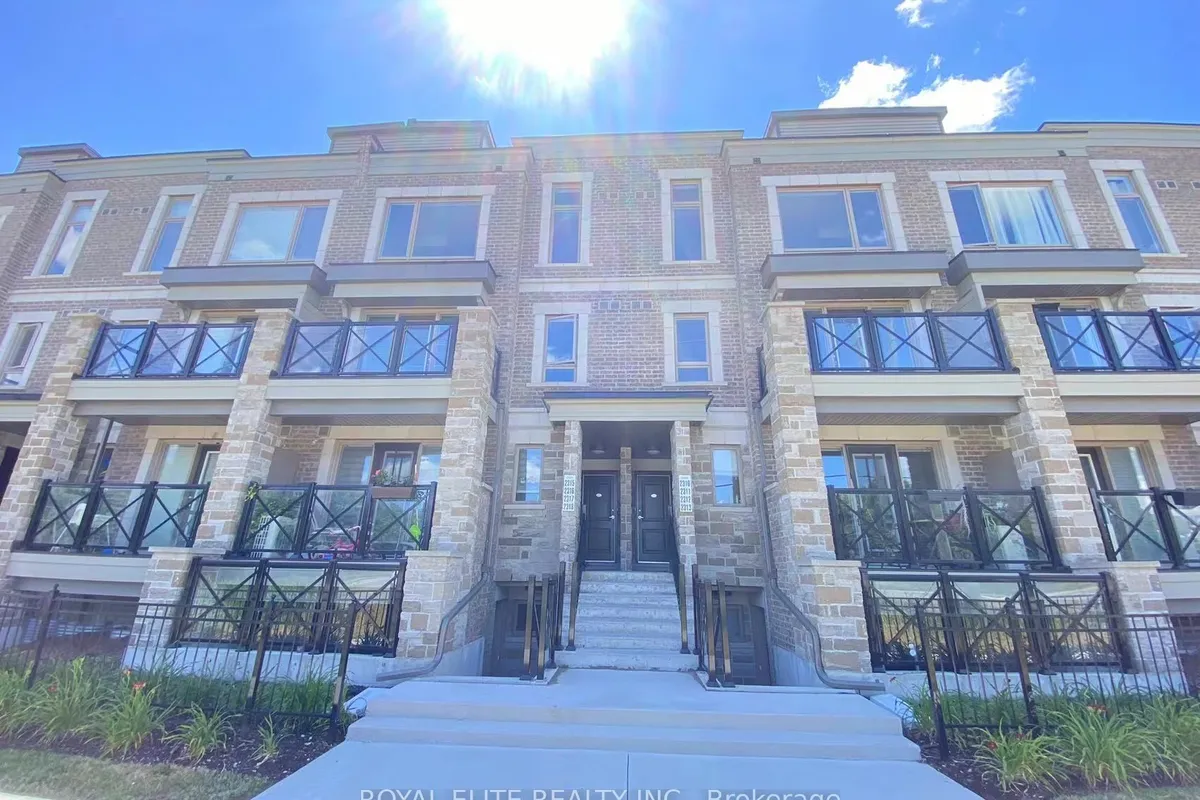 Condo Townhouse 2 bedroom 2 bathroom at 20 Westmeath Lane in Markham - MLS# N12543666