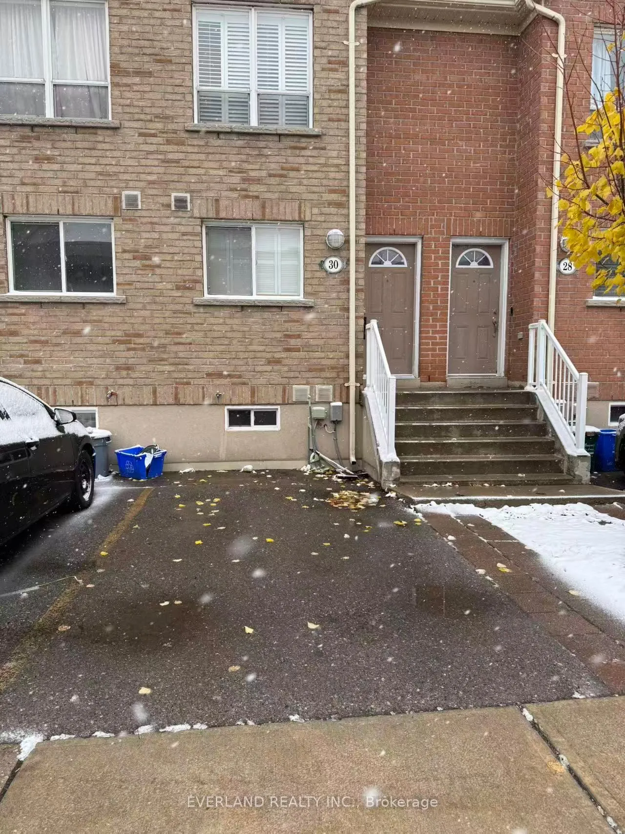 Condo Townhouse 3 bedroom 2 bathroom at 30 Faithful Way in Markham - MLS# N12543910