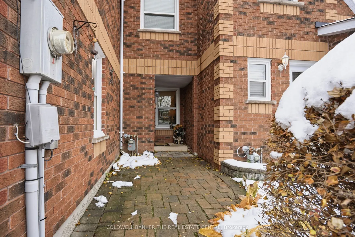 796 Shanahan Boulevard, ON L3X 1P9