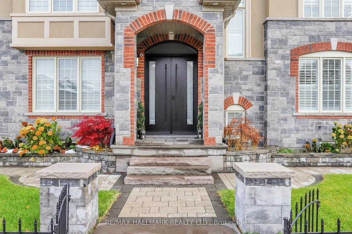 1009 Langford Boulevard, ON L3Z 4K9