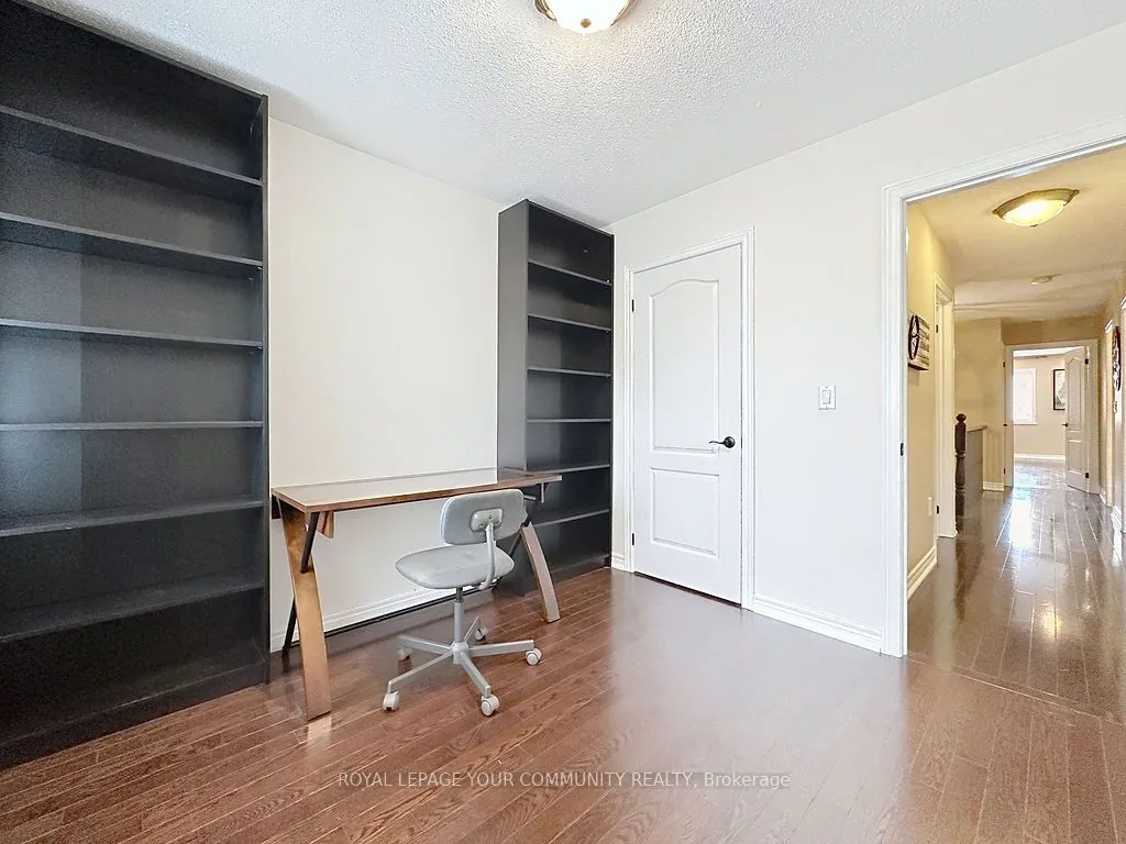 281 Lauderdale Drive, ON L6A 0N6