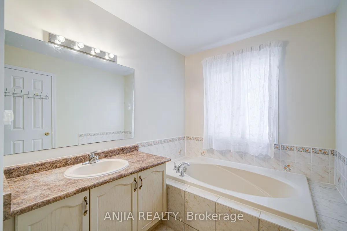 10 Wingrove Street, ON L6E 1G6