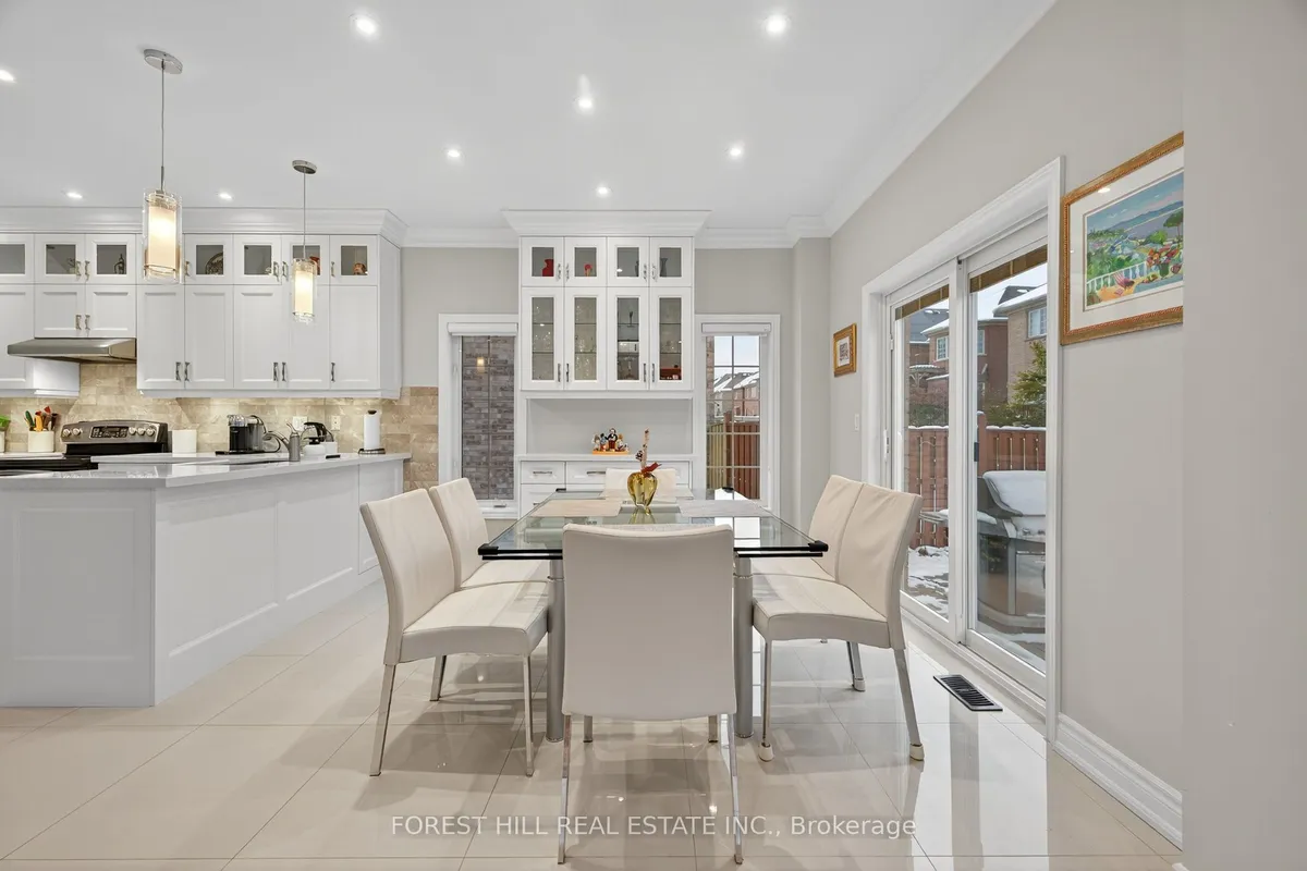 2 Daniel Bram Drive, ON L6A 0L4