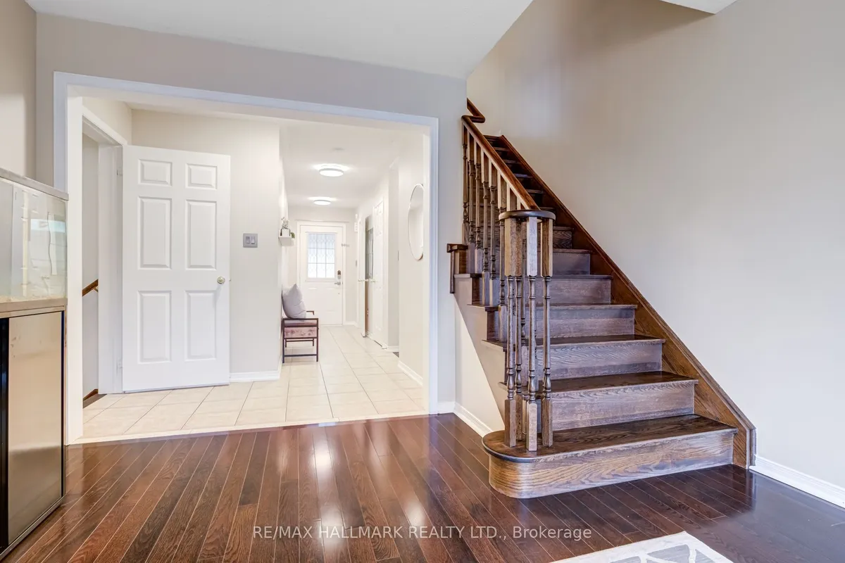 187 Hawkview Boulevard, ON L4H 3S5