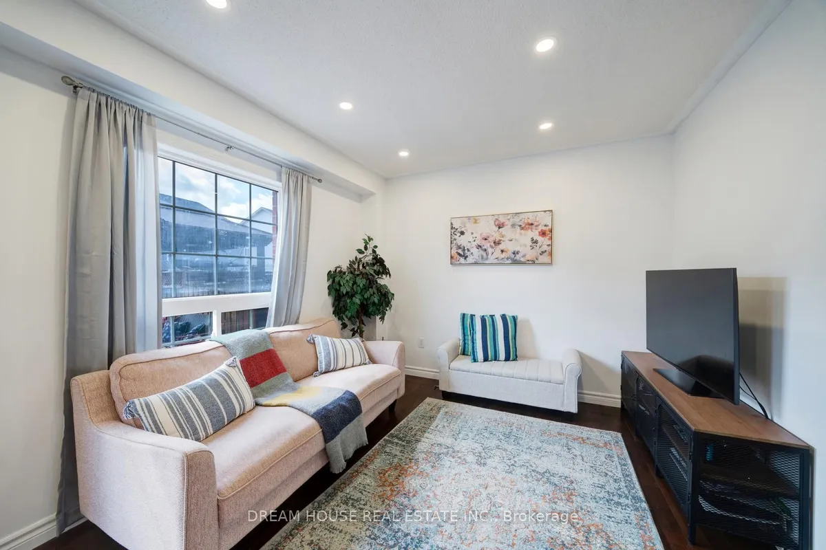 417 King Street, ON L0G 1M0