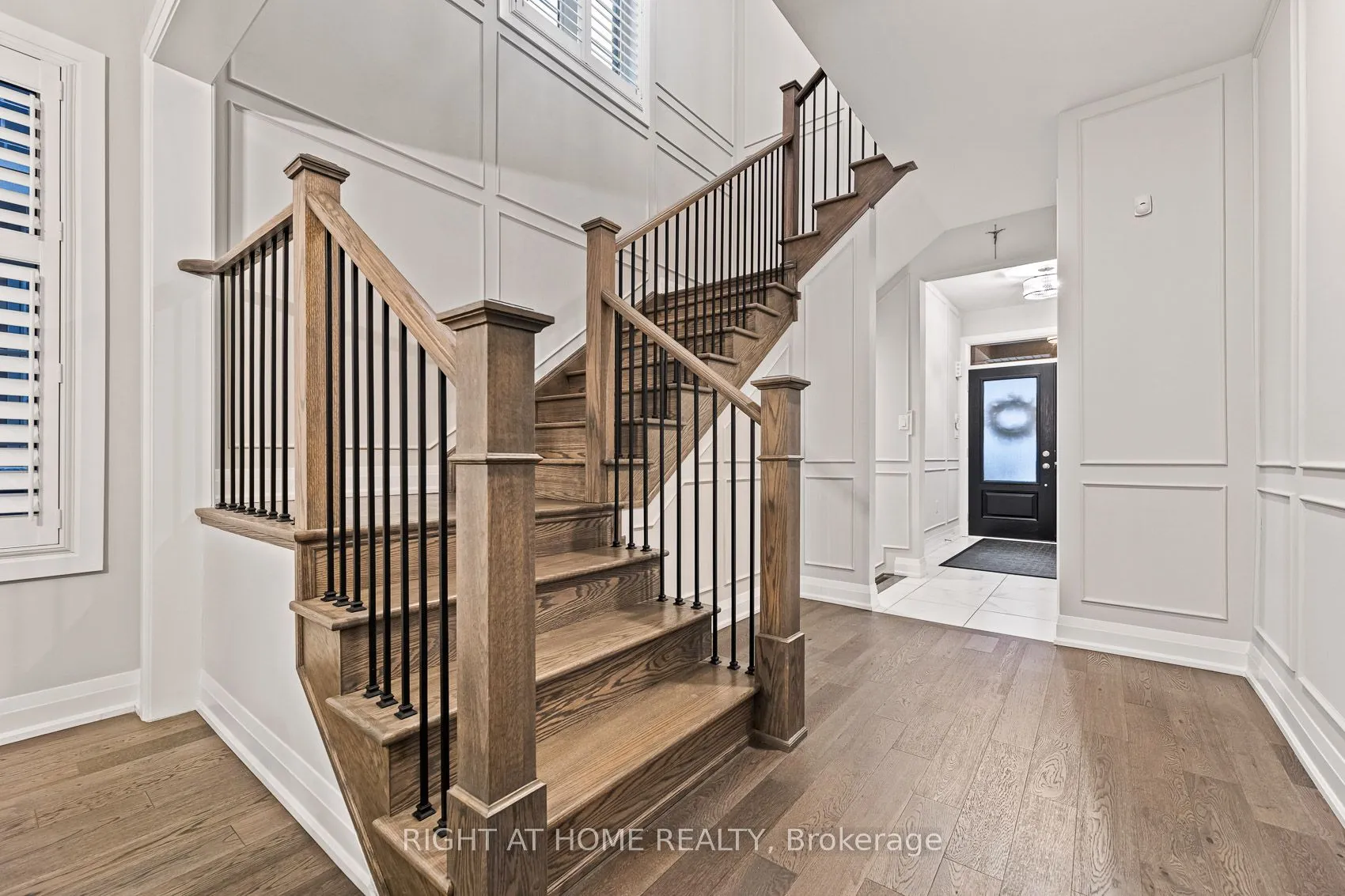 71 Ten Pines Road, ON L4H 5B4