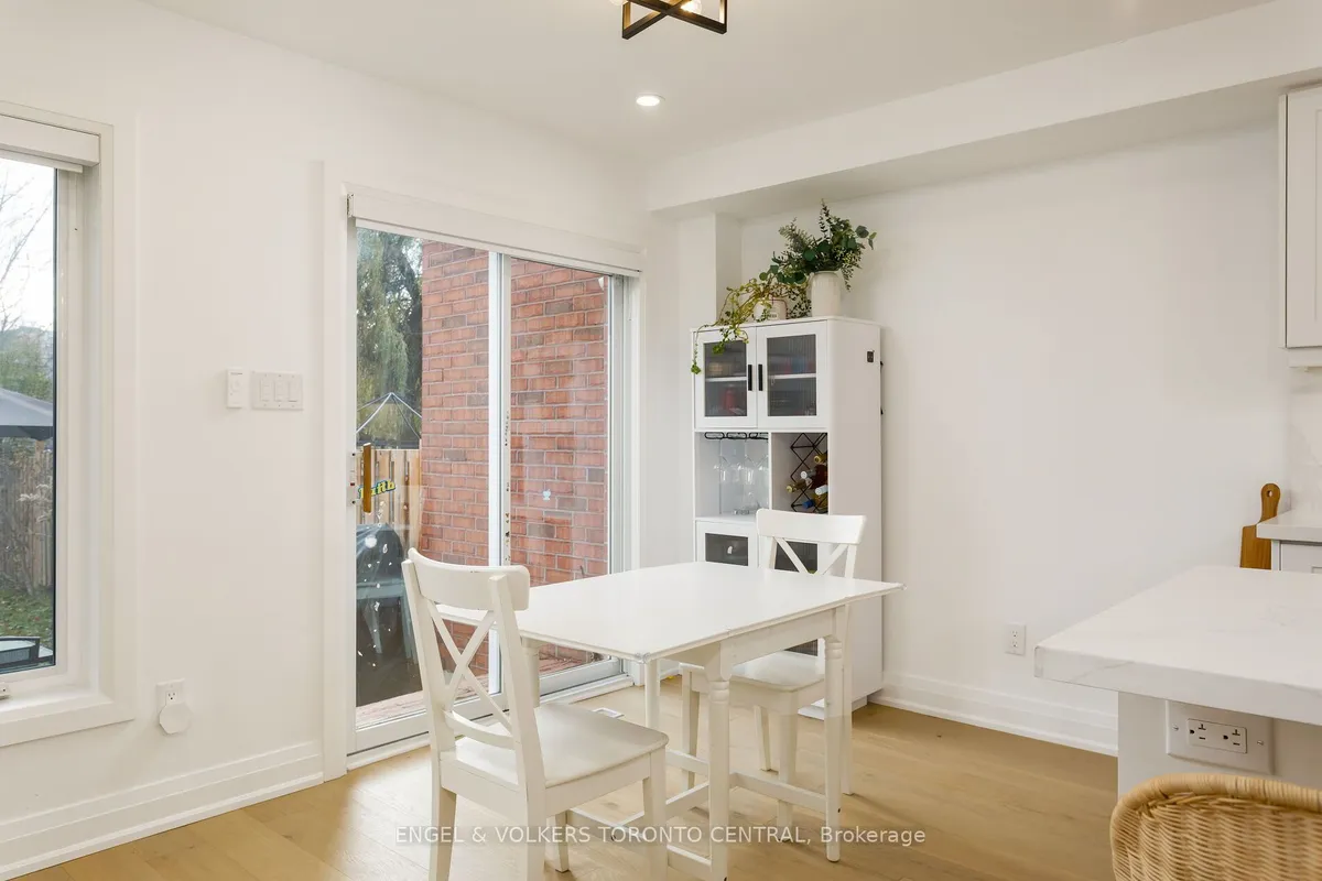 41 Gianmarco Way, ON L6A 3J3