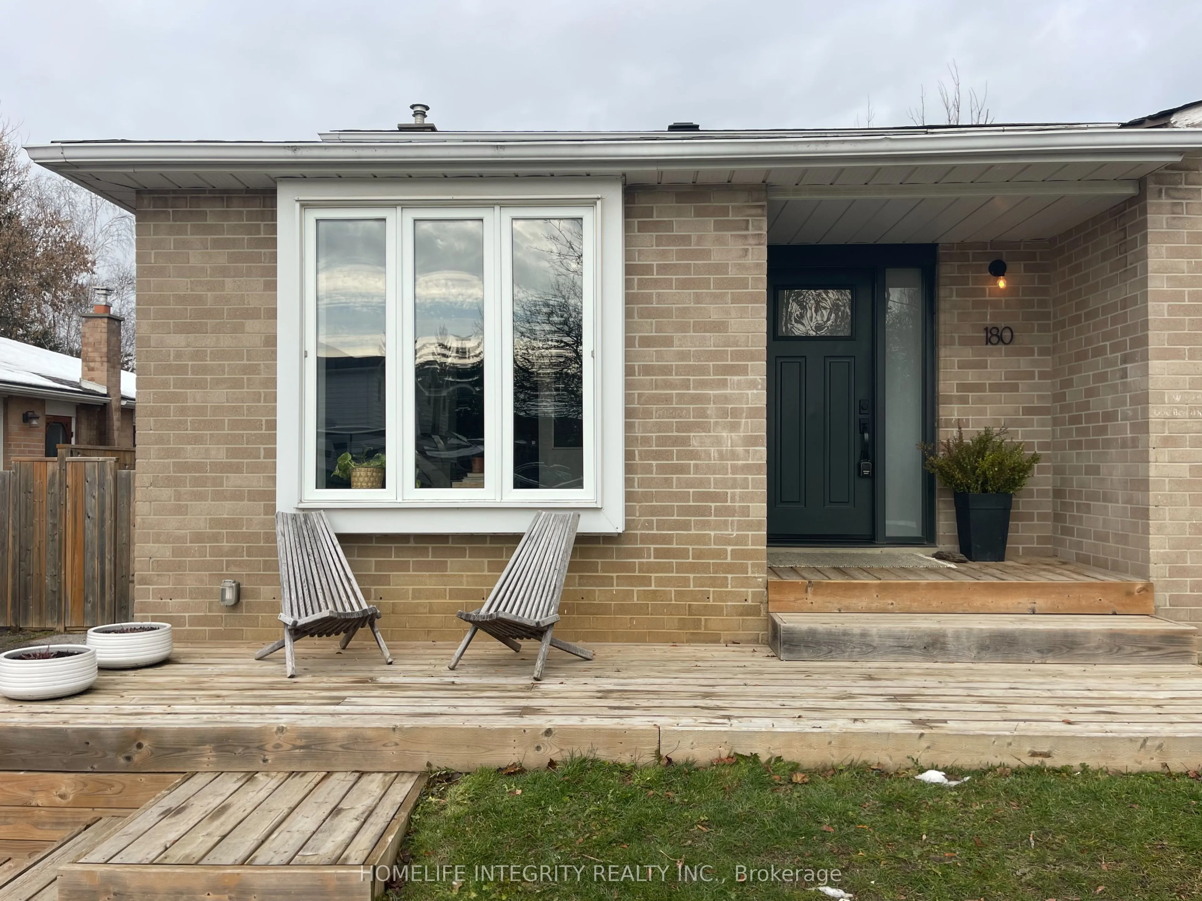 180 Beattie Avenue, ON L9R 1C1