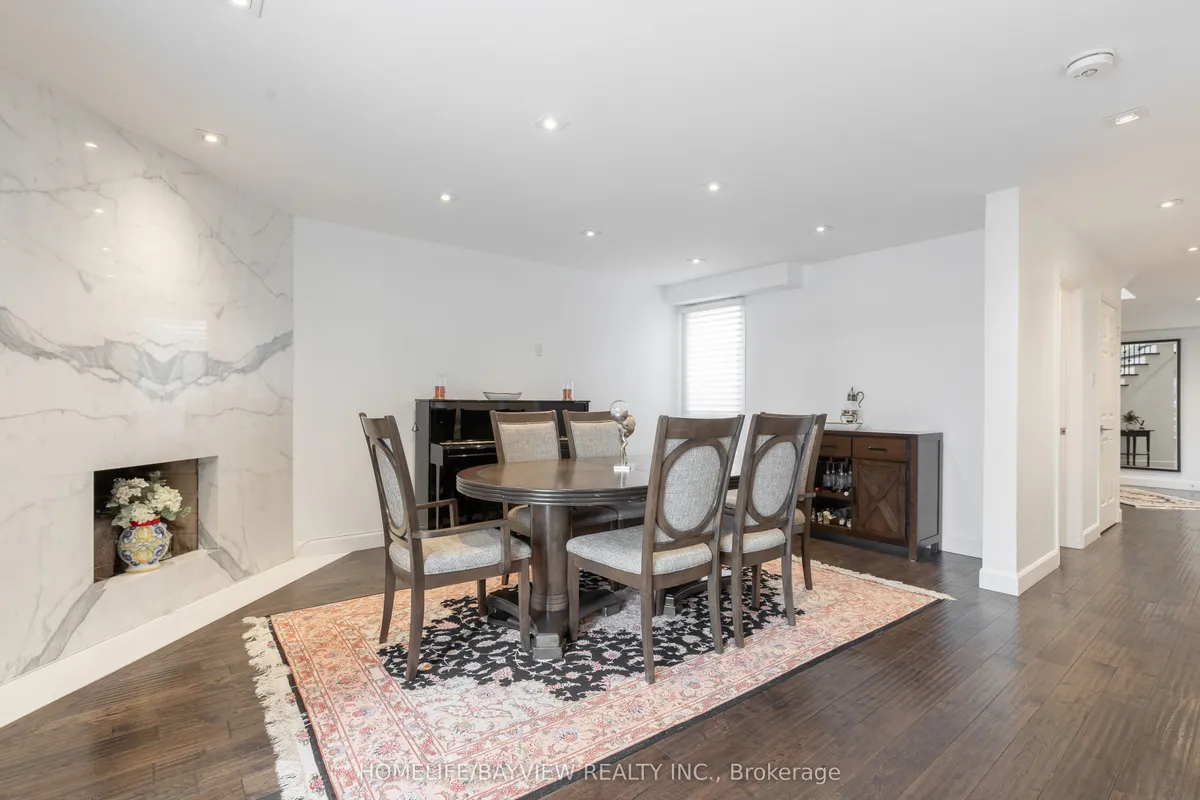 23 Holm Crescent, ON L3T 5M4