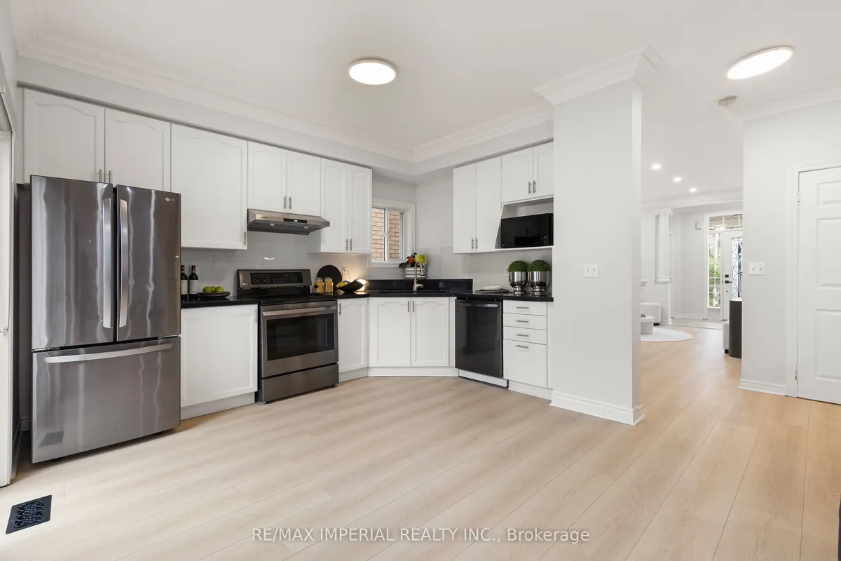 44 Hawkview Boulevard, ON L4H 2E2