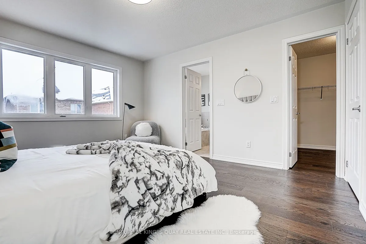 16 Pisanelli Avenue, ON L6C 0H5