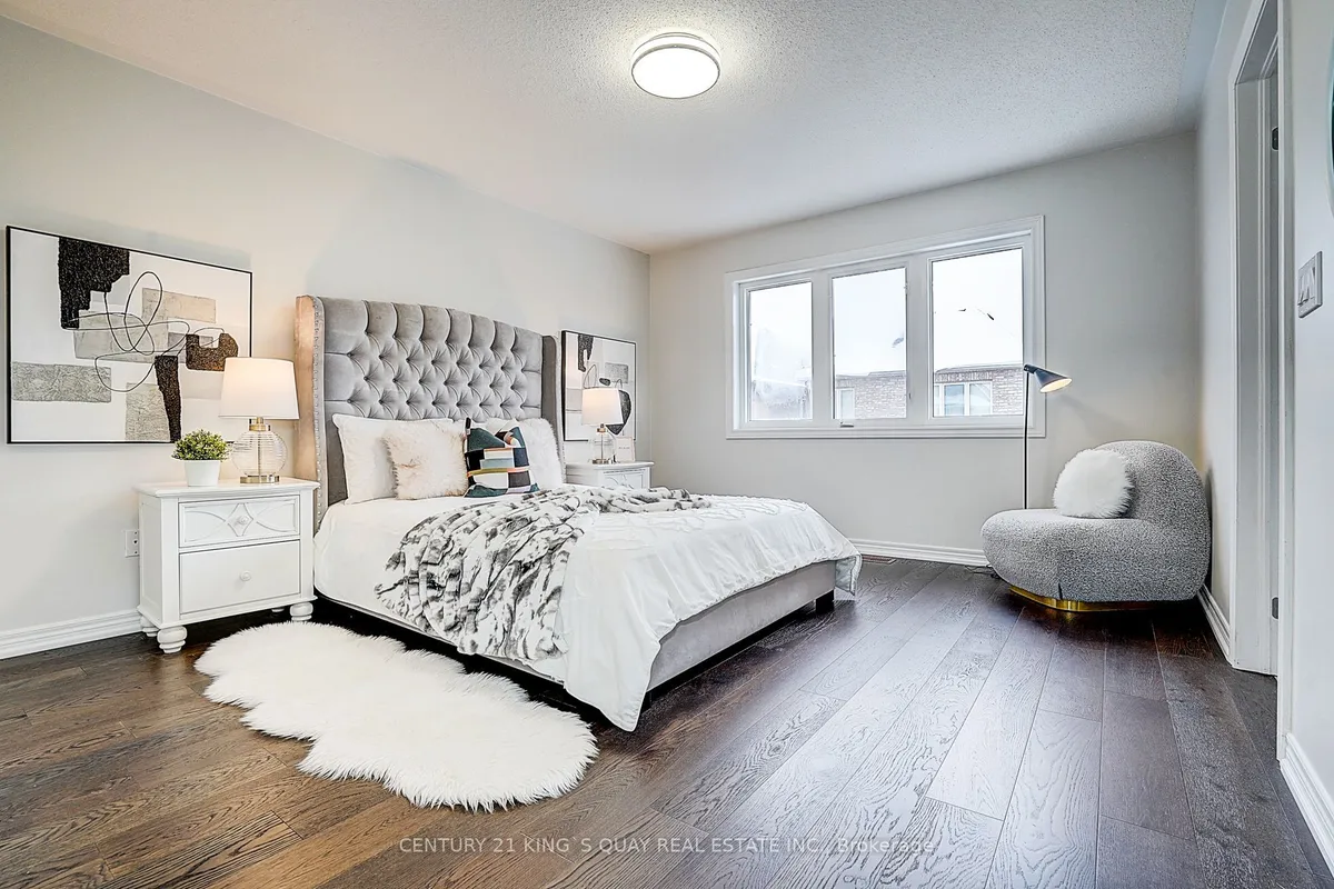 16 Pisanelli Avenue, ON L6C 0H5