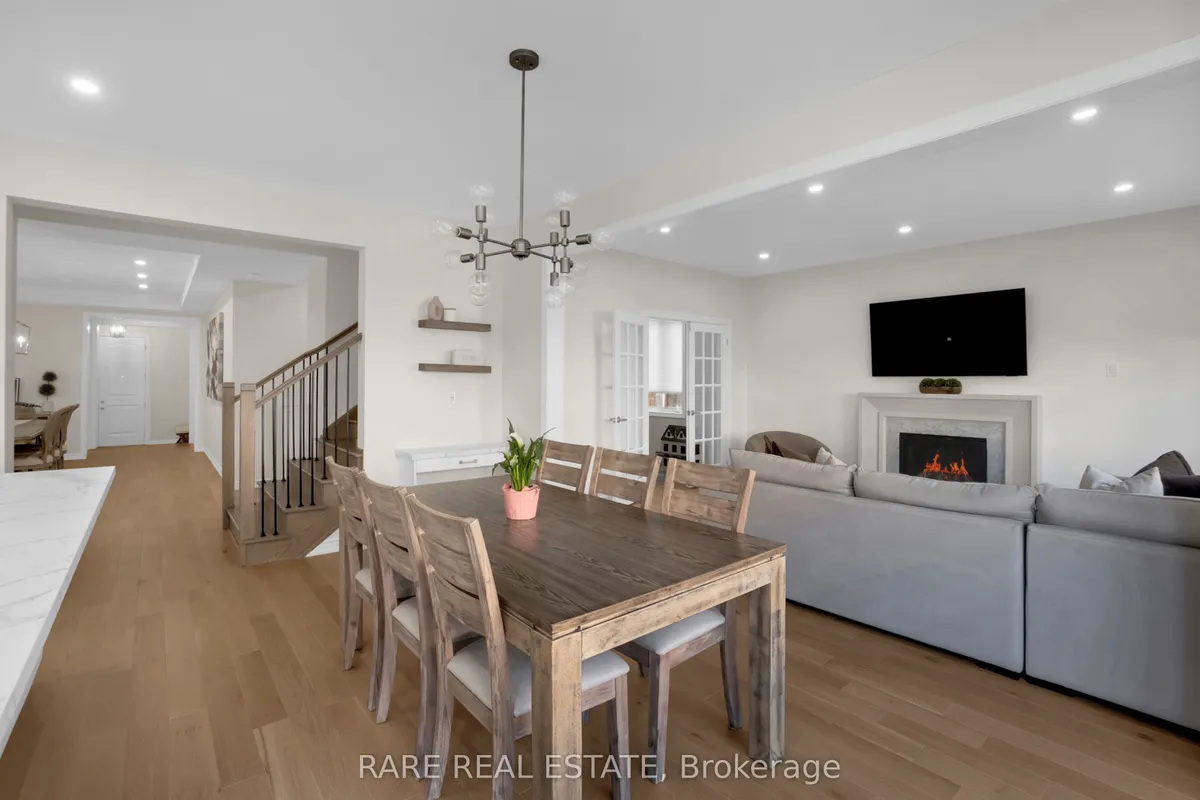 206 Stevenson Crescent, ON L3Z 0T1