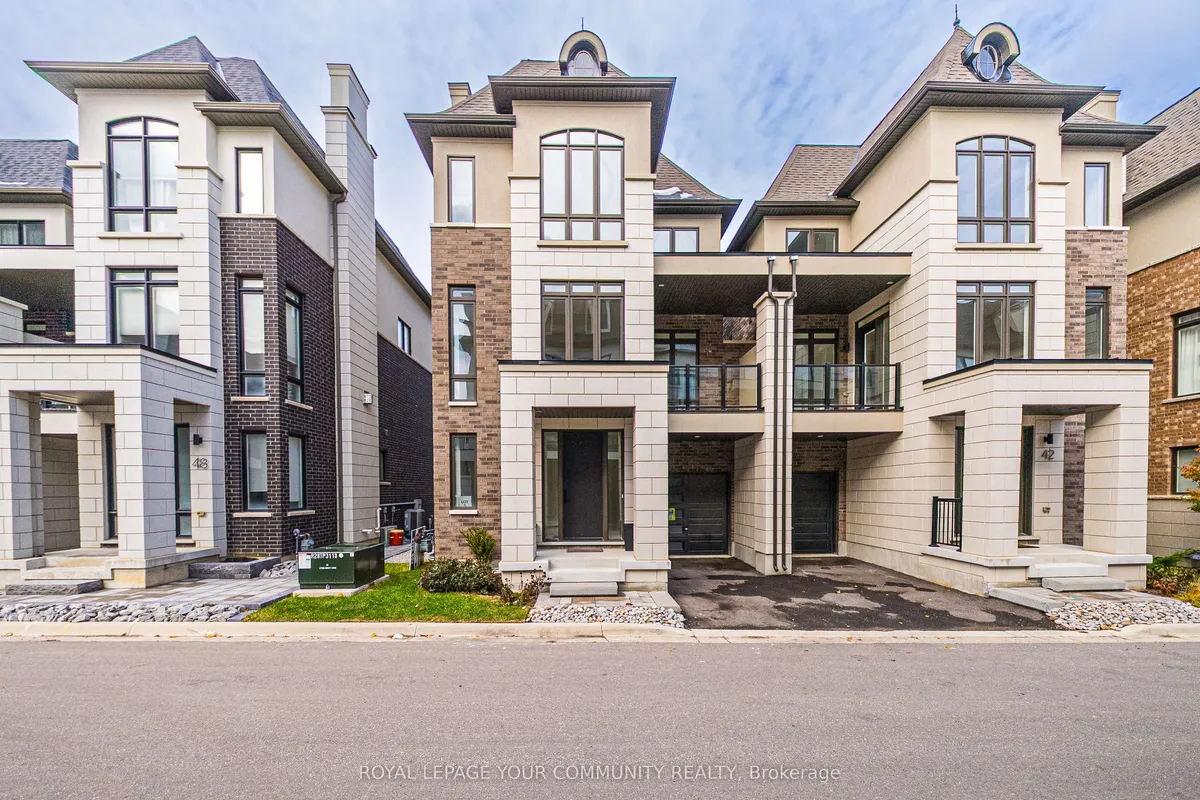 44 Globemaster Lane, ON L4E 1H4