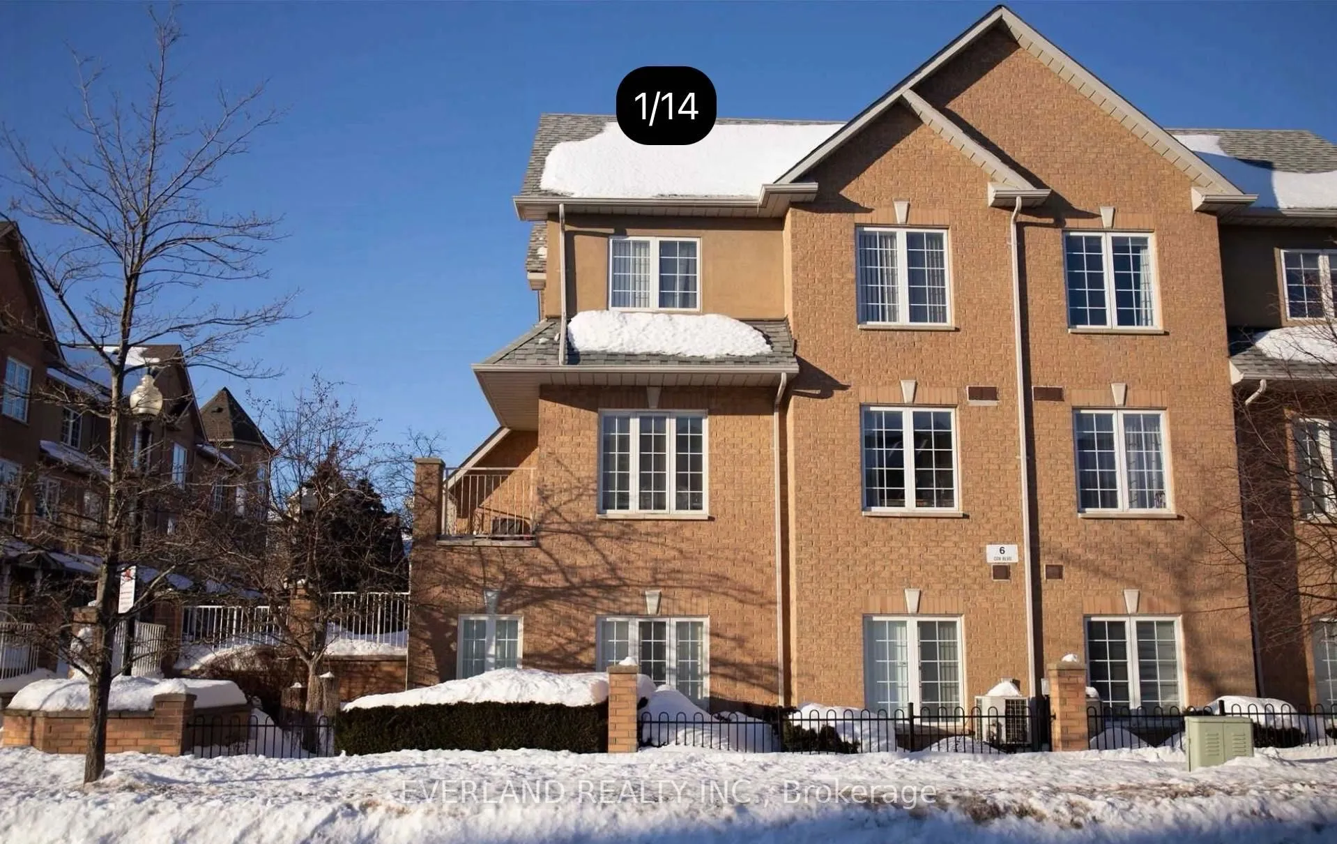 Condo Townhouse 3 bedroom 3 bathroom at 6 Cox Boulevard in Markham - MLS# N12549442